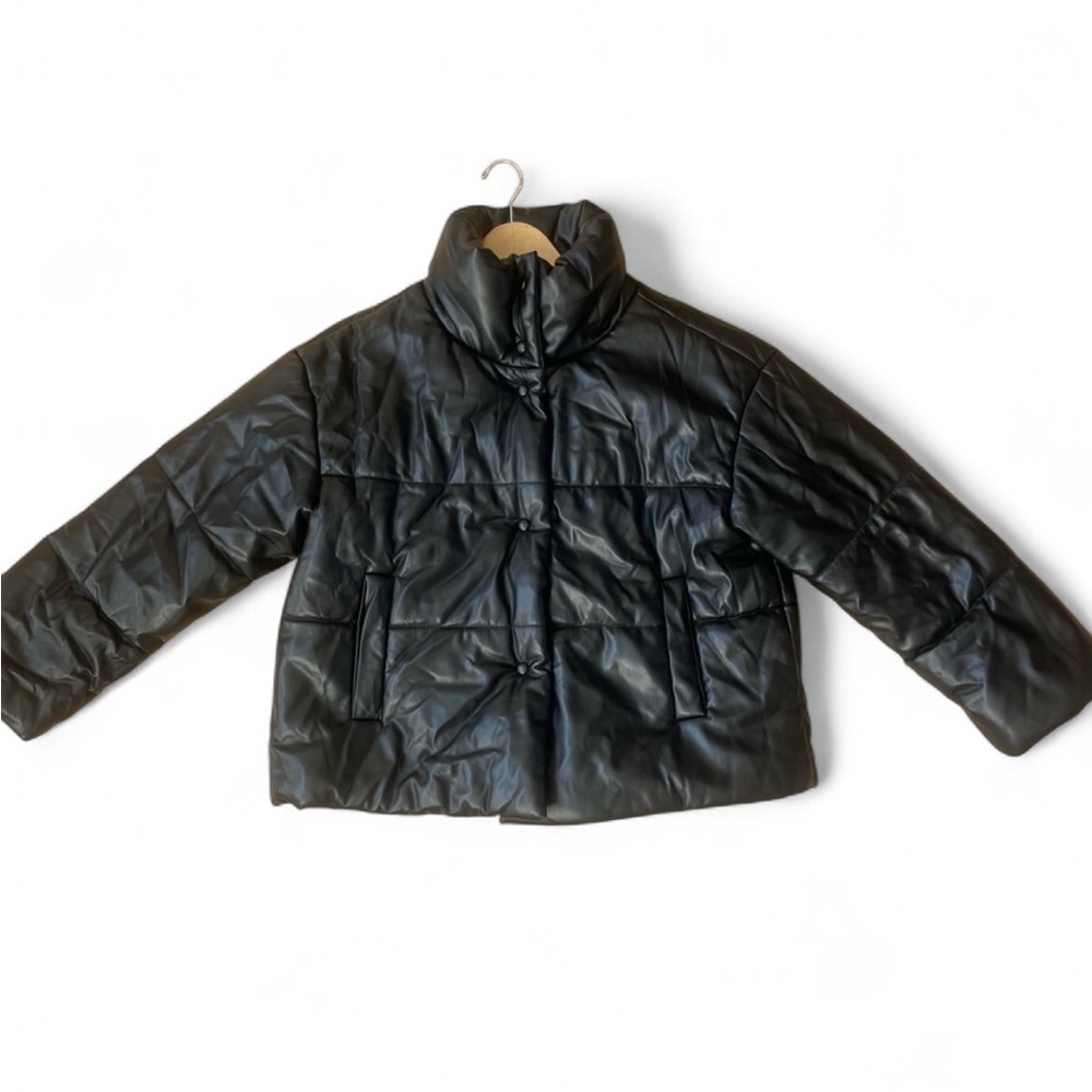 I.N.C International Concept Black Faux Leather Puffer Woman’s Size Large: NWOT